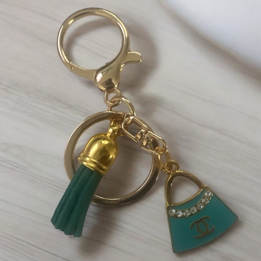Chic Gold and Green Keychain Accessory